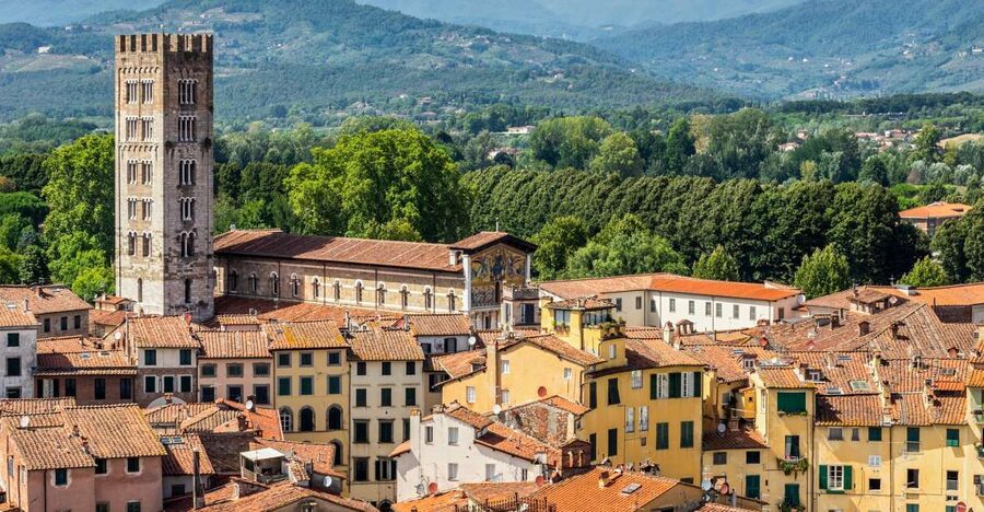 Pisa and Lucca: Private Full-Day Tour by Deluxe Van - Florence Pickup and the Deluxe Van Comfort Advantage
