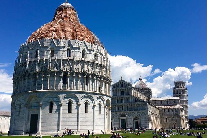 Pisa and San Gimignano Tour from Florence - The Florence to Pisa drive, plus photo stops that break up the day