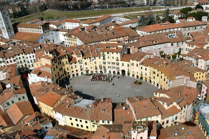 Pisa - Lucca Private Day Trip - Pisa and Lucca from Florence, with a price that makes sense for 1 to 5
