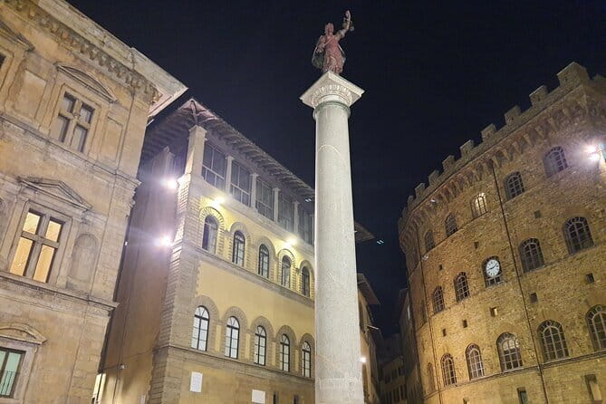 Pitti Palace, Palatina Gallery and the Medici: Arts and Power in Florence. - The Medici Story Behind the Paintings