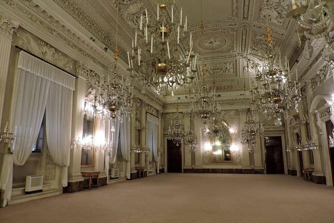 Pitti Palace - Private Tour At Galleria Palatina Incl. Tkts To Boboli Gardens - Galleria Palatina and the Palatine Chapel: Florence’s Rulers in Baroque Detail