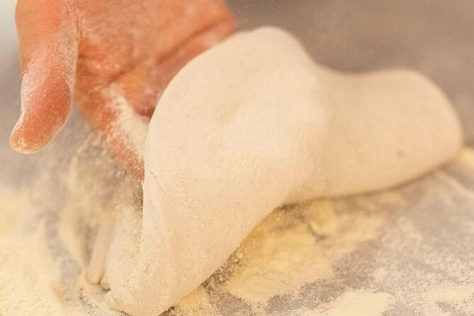 Pizza Making Private Class with Wine Tasting - Meeting Point, Tickets, and Getting There Without Stress
