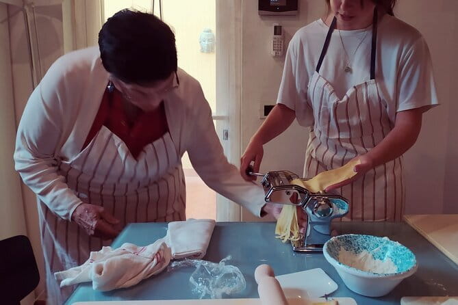 Private and authentic cooking class experience with family - Spritz and local drinks, if you want to add the skill