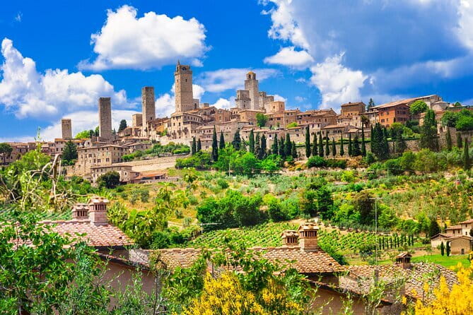 Private Chianti Full Immersion Tuscany & Wine from Florence - San Gimignano in about 30 minutes: towers, Vernaccia, and Via Francigena vibes