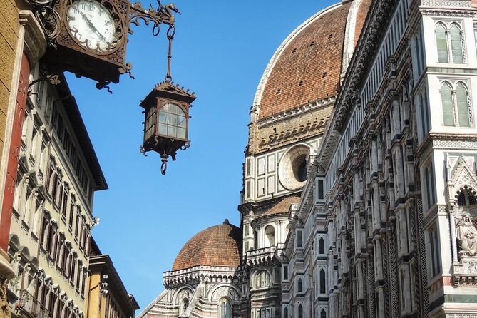 Private Day in Florence: An Immersive Experience - Santa Croce tombs, Piazza della Signoria, and the political Florence vibe