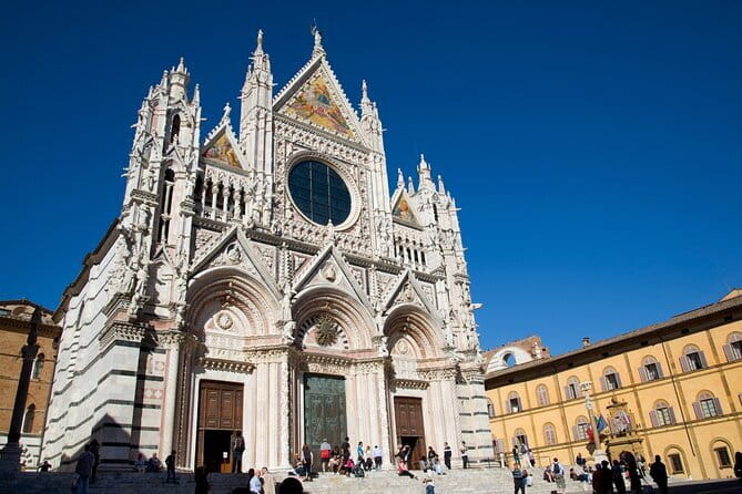 Private day trip to Siena, San Gimignano, Chianti and Pisa, from Florence - Why this Tuscany and Pisa mix works in one 10-hour day