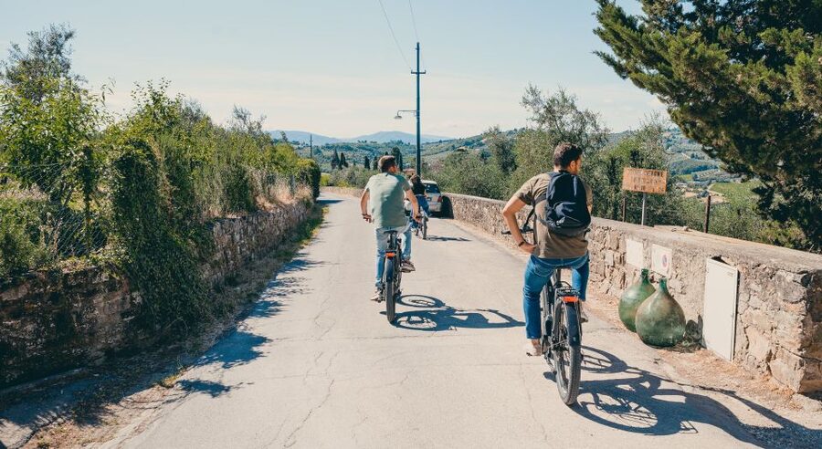 Private E-Bike Tour: Piazzale Michelangelo & Florence hills - The gelato finish: a sweet payoff you can actually taste