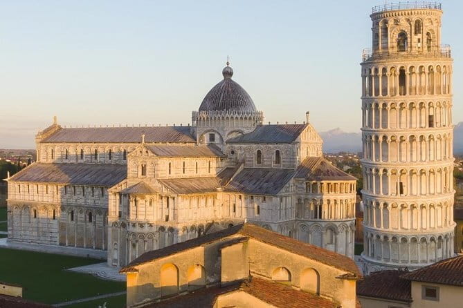 PRIVATE Full-Day Pisa and Lucca GUIDED Tour from Florence - Pisa and Lucca in one smooth day, from Florence