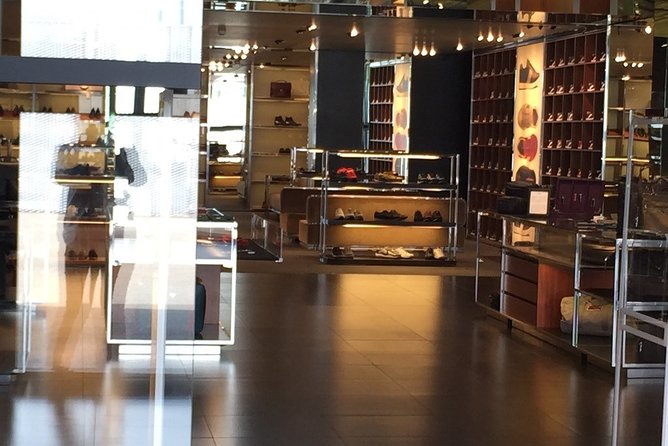 PRIVATE Full-Day Shopping Tour: The Mall GUCCI and Spaces PRADA outlet - What to Bring and How to Shop Faster at Luxury Outlets