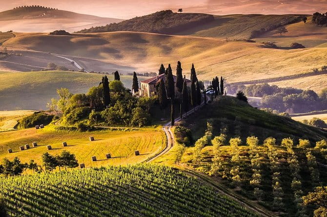 Private guided tour: Siena San Gimignano and Chianti - Siena at your speed: Piazza del Campo, Palazzo Pubblico, and the Tower of Mangia