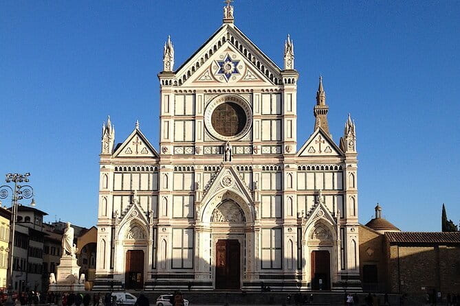 Private Guided Walking Tour of Florence - Stop 10: Walking Toward Ponte Vecchio, Florence’s Jewelry Bridge Story
