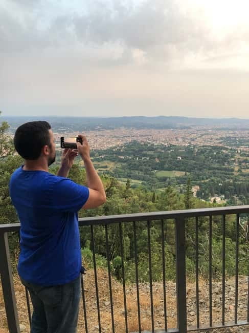 Private Hiking Florence Tour with Wine and Lunch or semi-pri - The scenic walk in the woods and the Florence-surroundings moment