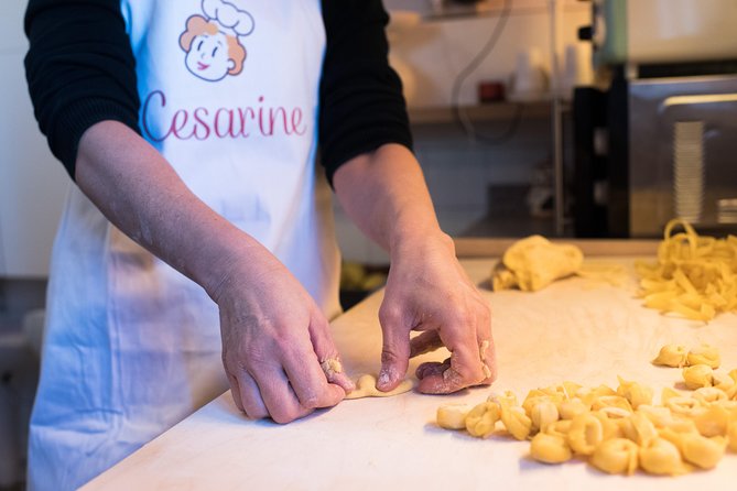 Private Pasta & Tiramisu Class at Cesarina's home in Florence - Health rules in a home, and how to prepare mentally