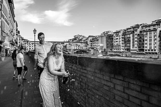 Private Photographic Experience in Florence minimum 2 people - Meeting at Firenze Santa Maria Novella, then back again