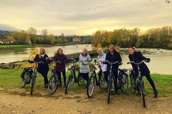 Private Self-Guided E-Bike Ride in Tuscany with Vineyard Visit - Picking up your e-bikes on Via Gallo and setting up fast