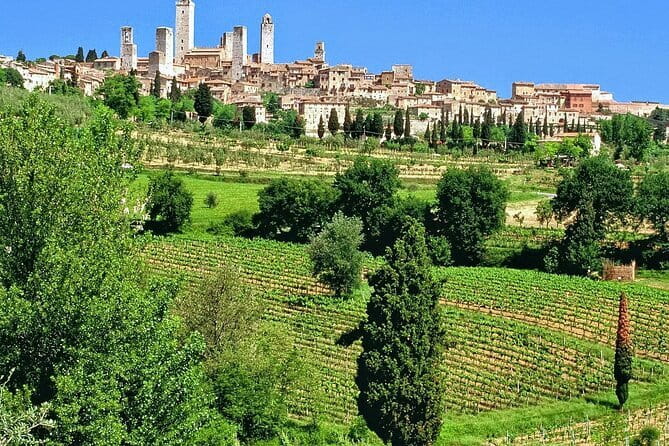 Private Siena, S. Gimignano, Chianti Road and Wine Tasting - Stop 2: San Gimignano, UNESCO walls, and medieval tower views