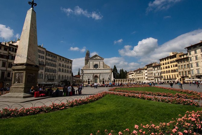 Private Skip-the-Line Florence Highlights and David Walking Tour - Cathedral area from the outside, plus Baptistery architecture clues