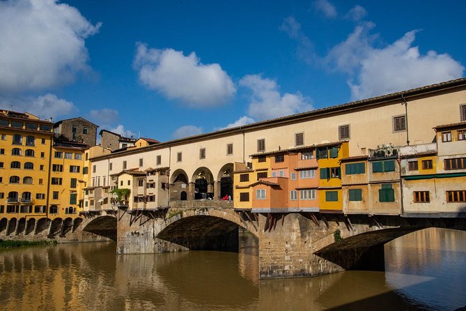 Private Skip-the-Line Florence Highlights and David Walking Tour - Piazza della Repubblica, Ponte Vecchio, and the Vasari Corridor story you can actually see