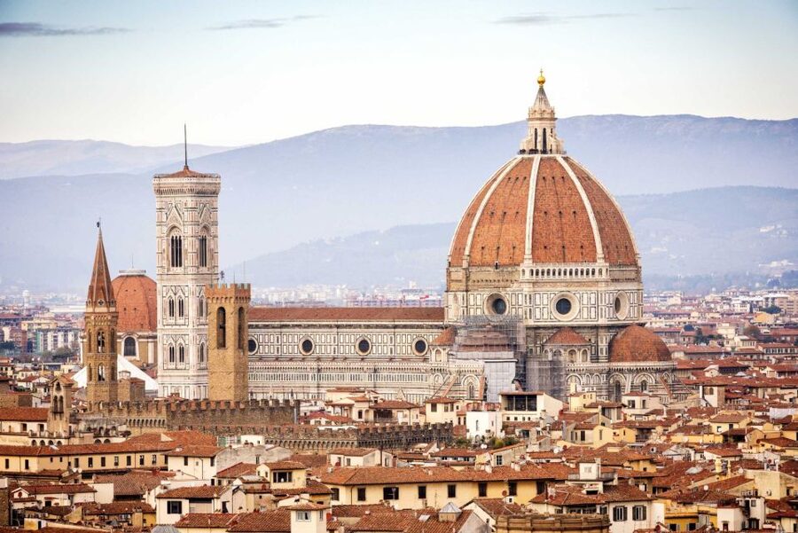 Private Tour of Florence Cathedral, Bell Tower & Baptistery - Inside Santa Maria del Fiore: Gothic meets Renaissance, plus a meridian line story