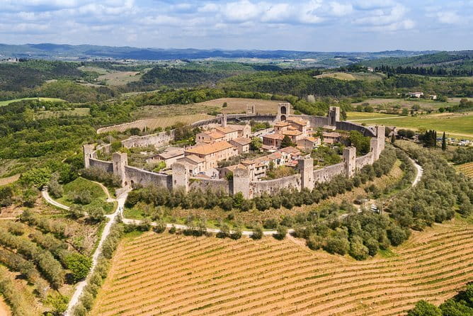 Private Tour to Tuscan Jewels in one day:Siena, Monteriggioni, S.Gimignano, Pisa - One-day Tuscany jewels: the smart mix of art, walls, and marble