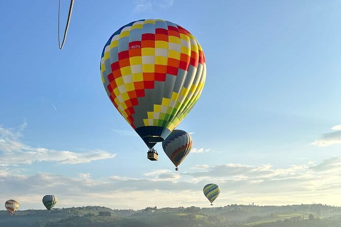 Private Tour: Tuscany Hot Air Balloon Flight from Firenze - Landing toast and the calm after the adrenaline