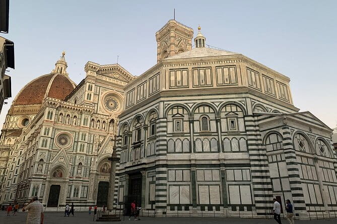 Private Tour: Walking Tour plus The Uffizi guided Tour - Dress code and museum rules: the one detail that can ruin your day