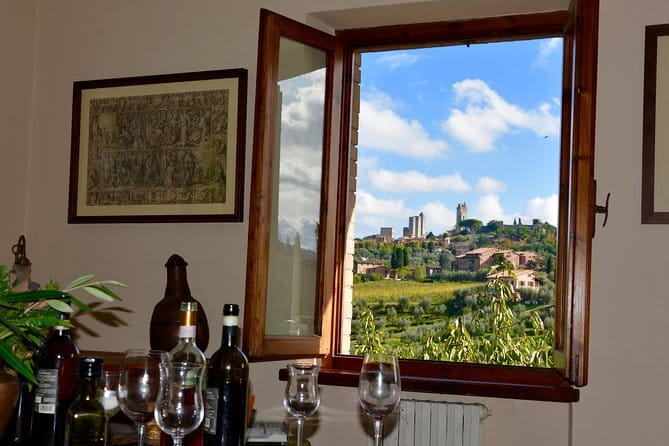 Private Tuscany Day Trip from Florence Including the Leaning Tower of Pisa - Stop 1 in San Gimignano: the Collegiata di Santa Maria Assunta