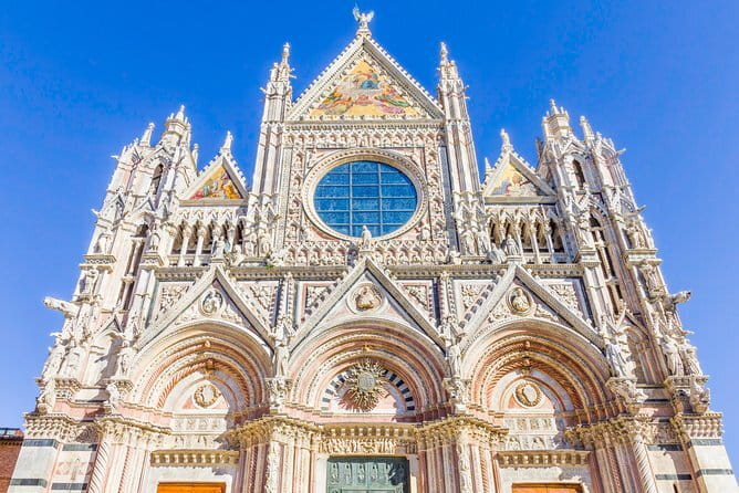 Private Tuscany Tour from Florence Including Siena, San Gimignano and Chianti Wine Region - Siena: Piazza del Campo First, Then the Duomo in Pink, Green, White, and Black