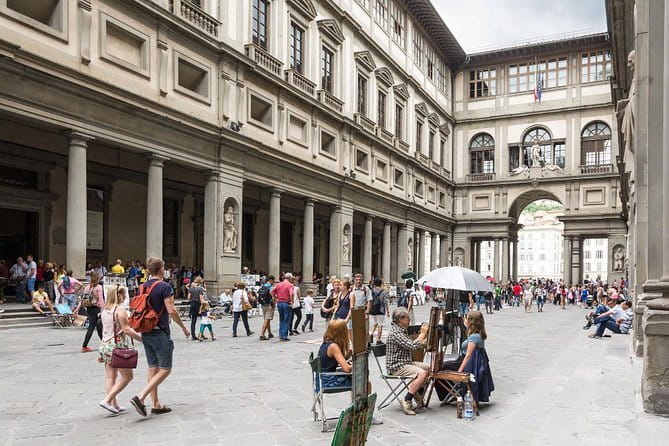 Private Uffizi Gallery Tour with Reserved Entry - Headsets and crowd reality: why this detail is more important than it sounds