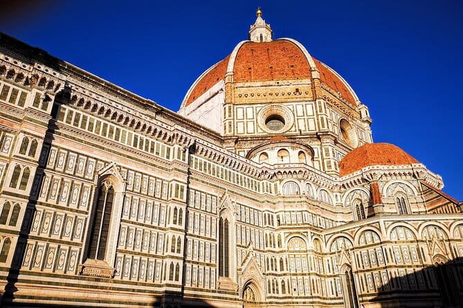 Renaissance Explained Tour in Florence - Go Giunti Odeon Liberia e Cinema, Leonardo and the idea of looking closely