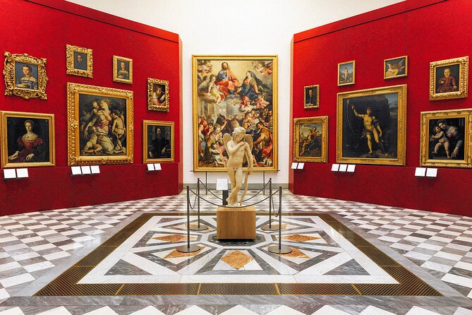 Renaissance Masters: Uffizi Gallery Small Group Tour - Meeting at Piazzale degli Uffizi and getting priority access