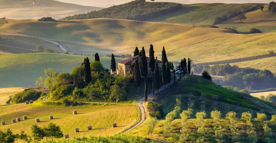 ROMANTIC WINE TOUR FOR 2 - Wine Tour in Chianti (Tuscany) - Chianti Wine Tastings: More Than Just Chianti in a Glass