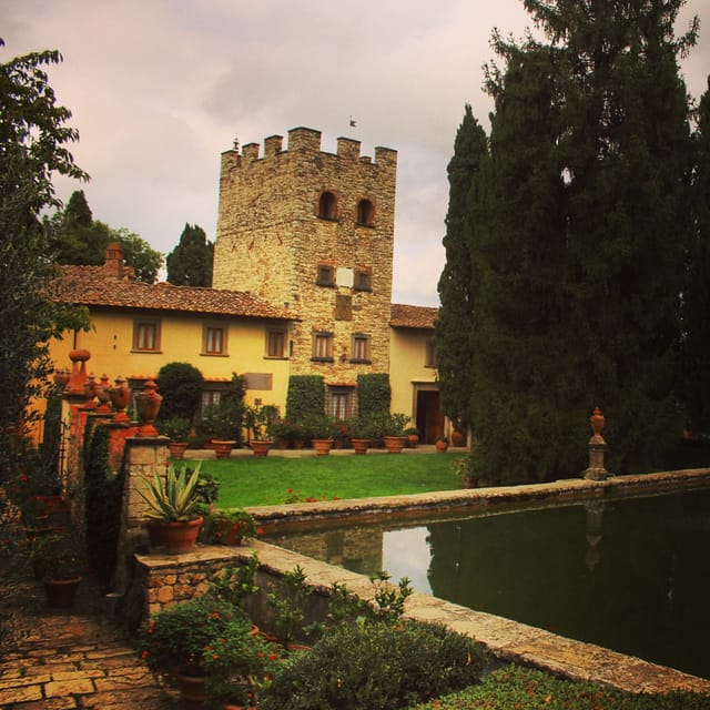 ROMANTIC WINE TOUR FOR 2 - Wine Tour in Chianti (Tuscany) - From Florence to Michelangelo Square: The Scenic Warm-Up
