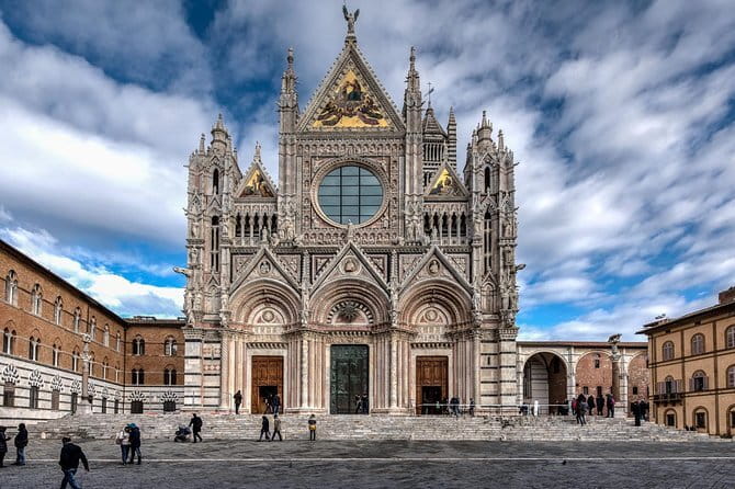 Siena and Chianti Wineries Excursion by Private Luxury Van from Florence - Siena Centro Storico: Piazza del Campo and the Cathedral Facade