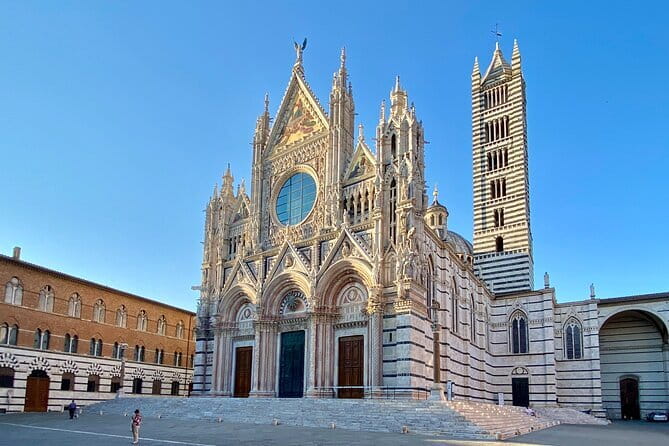 Siena - San Gimignano Private Tour - San Gimignano’s Towers and Gelato at Gelateria Dondoli