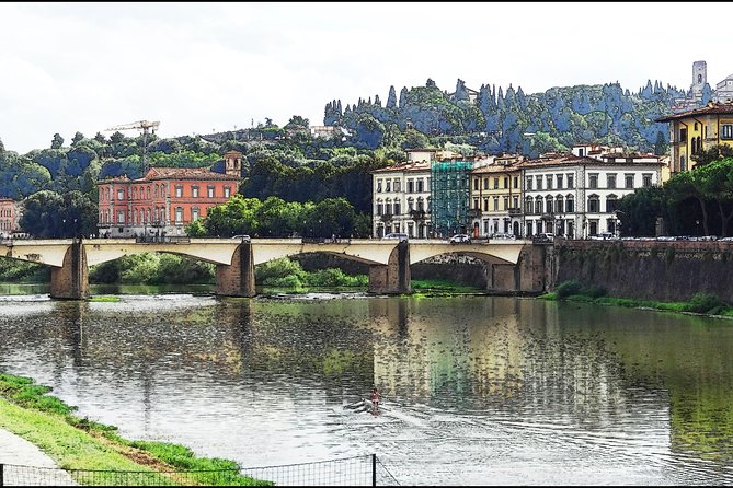 Sit and walk Florence tour with Gelato - From the Duomo area to religious Florence, what you’ll actually get