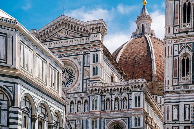 Skip the line: Accademia Small Group and walking tour of Florence - The Centro Storico walking tour: facts plus Florence’s secret connections