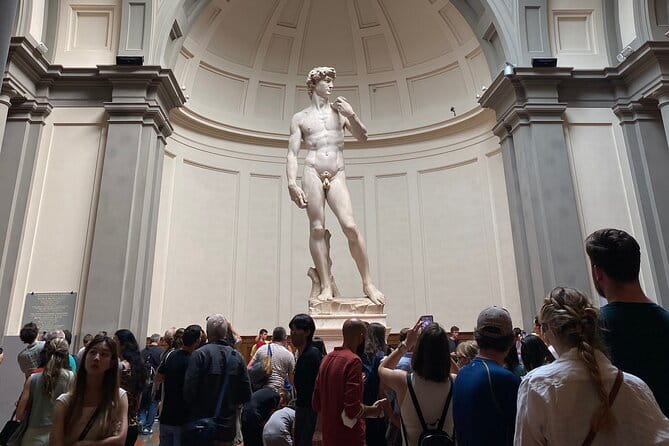 Skip the line : David Guided Experience - Stop at Michelangelo’s David, and why “just seeing it” is not enough