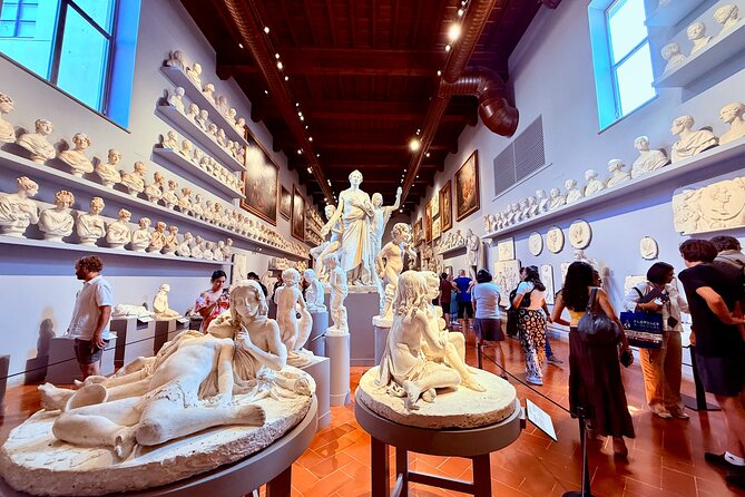 Skip the line: Uffizi and Accademia Small Group Walking Tour - Small-Group Touring With Radios: Why It Changes the Feel