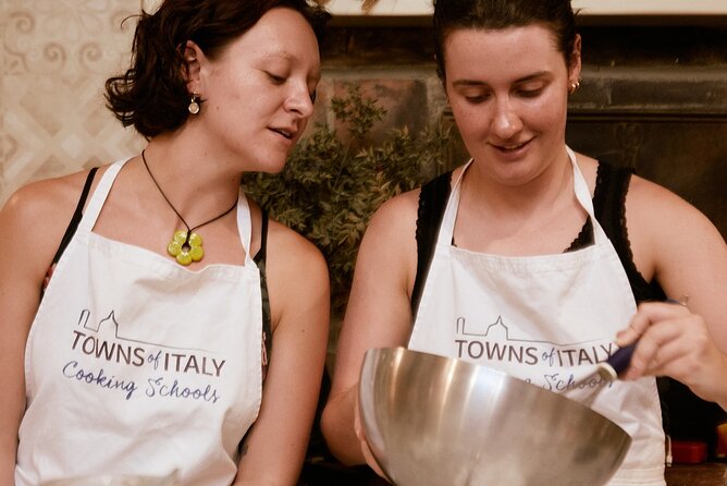 Small Group Cooking Class & Market Food Tour in Florence - The itinerary in real life: from meeting point to finished plates