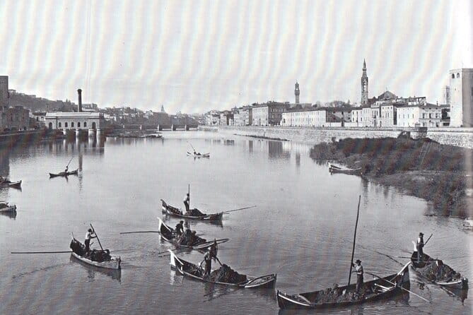 Small Group Discovery Tour of Florence - Starting in Piazza della Repubblica: get your bearings fast