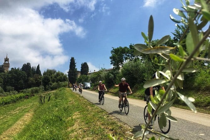Small-Group Wine Tasting Experience in the Tuscan Countryside - Stop Two on a Different Estate: Comparing Methods and Pairing with Tuscan Specialties