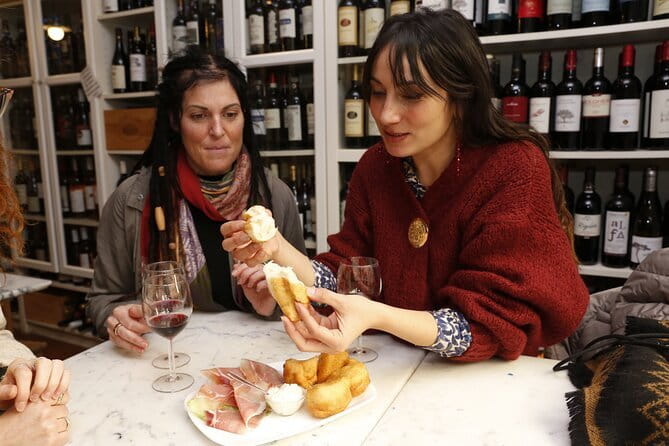 TASTING FLORENCE, -small group- food tour, have fun with a Local! - CantUccini Time on Via dei Macci, Vin Santo and Cantuccio