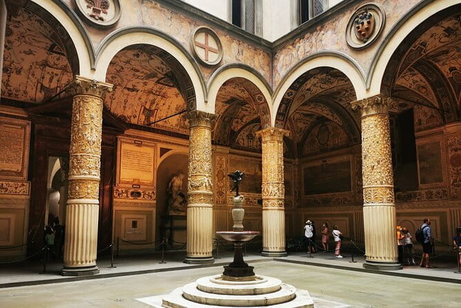 The Best of Florence Private Walking Tour with a Local Guide - Start at Piazza di San Giovanni, Then Hit the Duomo Complex