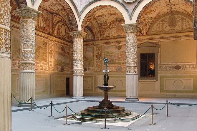 The Best of Florence Walking Tour in a Small Group - Duomo Area: A Guided Look at the Cathedral Complex Without the Stress