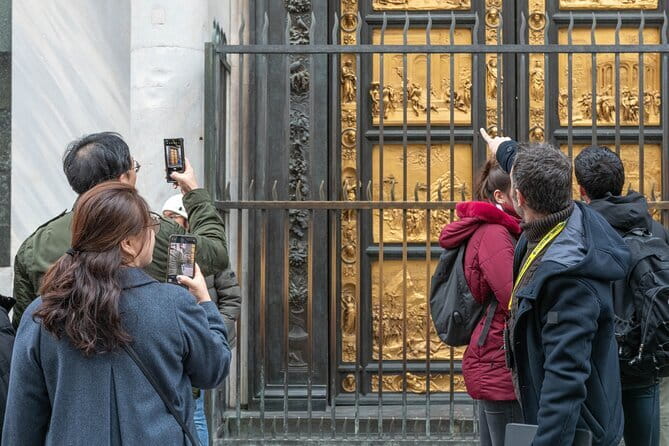 The Best of Florence Walking Tour with Audio Guide and Guide - Where to start: Piazza di Madonna degli Aldobrandini, 8