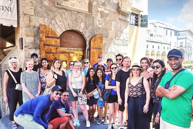 The Best tour in Florence: Renaissance & Medici Tales - guided by a STORYTELLER - Piazza della Repubblica and Piazza della Signoria: the Florence you recognize