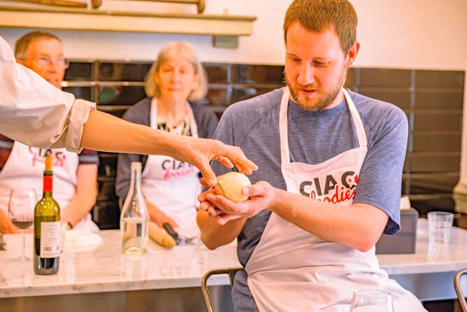 The Italian Way: Pizza and Gelato Class with Unlimited Wine - Gelato While the Dough Rests: Dessert Time With Actual Technique