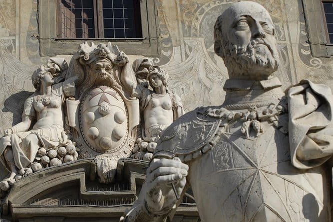 The Medici Family: Lorenzo The Magnificient and the TV movie - Palazzo Medici Riccardi, your anchor point in the city