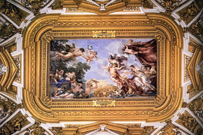 The Pitti Palace private tour: Splendours of the Royal Residence - Palazzo Pitti in 3 hours, without getting lost in the royal maze
